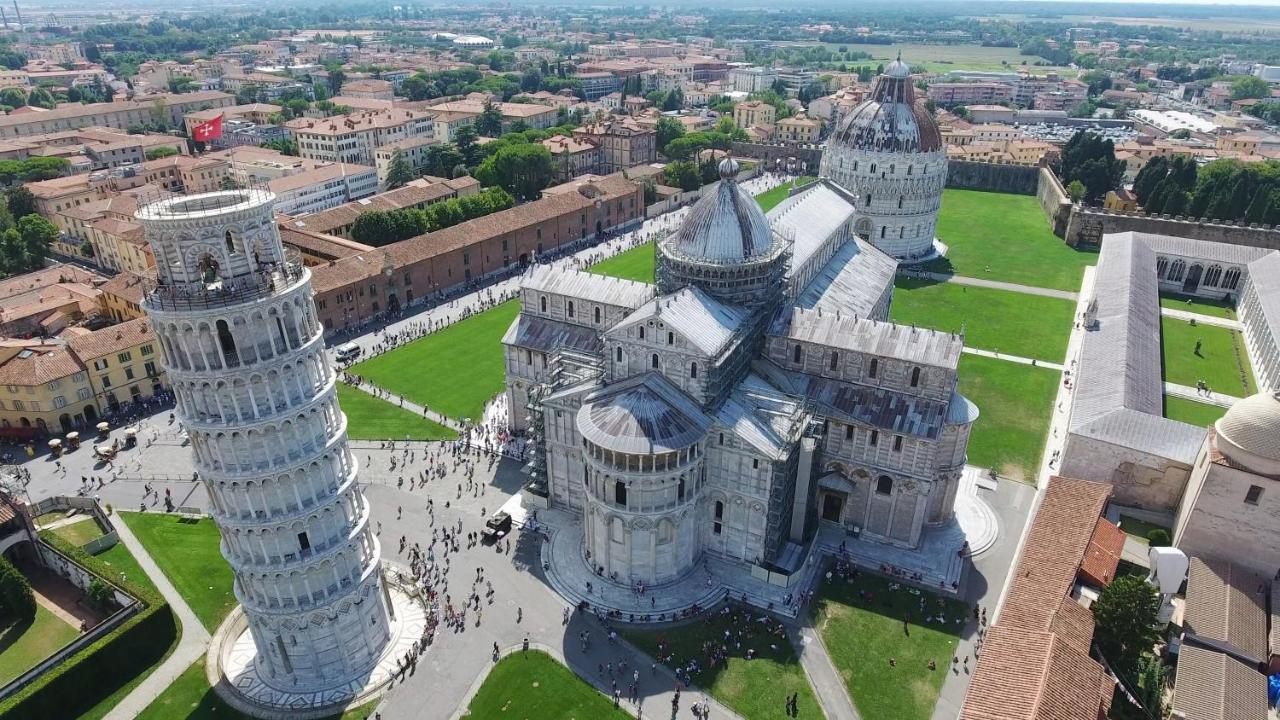1Km Dalla Torre Appart. Con Balcone E Posto Auto Pisa Exteriör bild