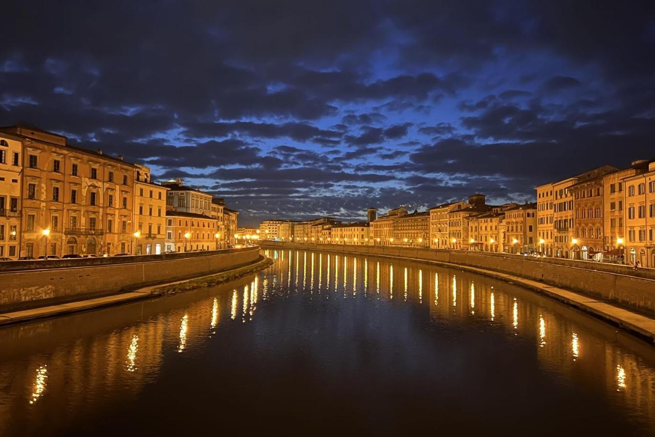 1Km Dalla Torre Appart. Con Balcone E Posto Auto Pisa Exteriör bild
